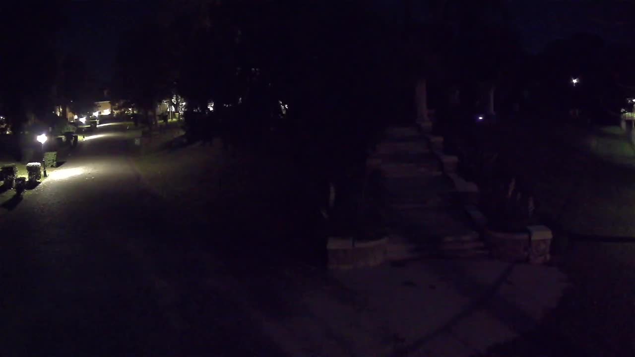 Parco Coronini-Cronberg Live Webcam – Green Oasis