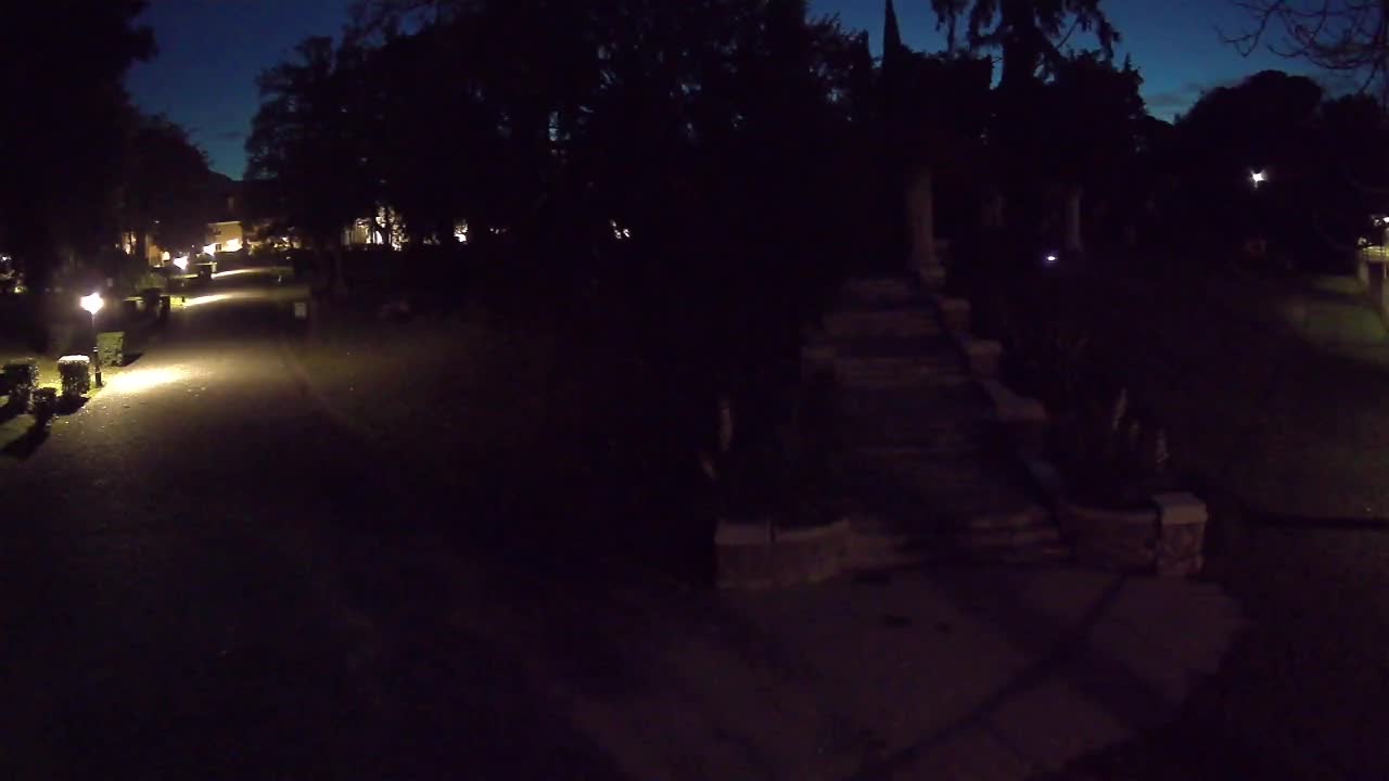 Parco Coronini-Cronberg Live Webcam – Green Oasis