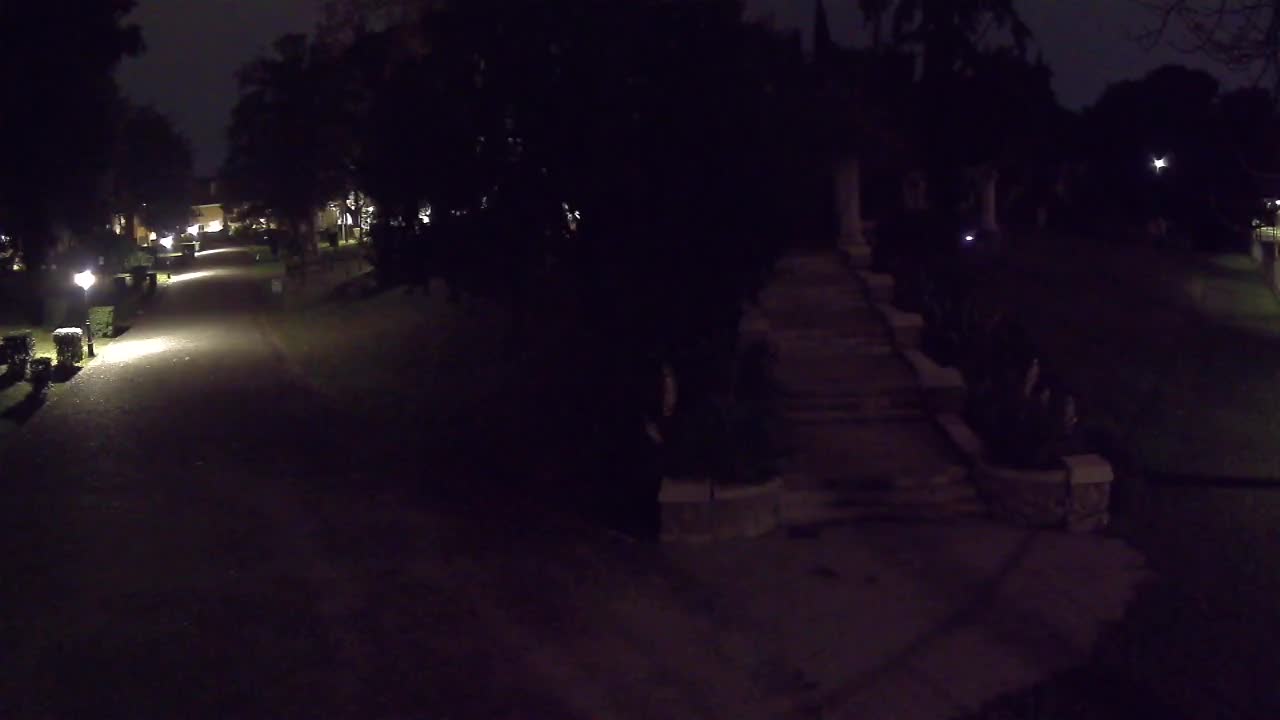 Parco Coronini-Cronberg Live Webcam – Green Oasis