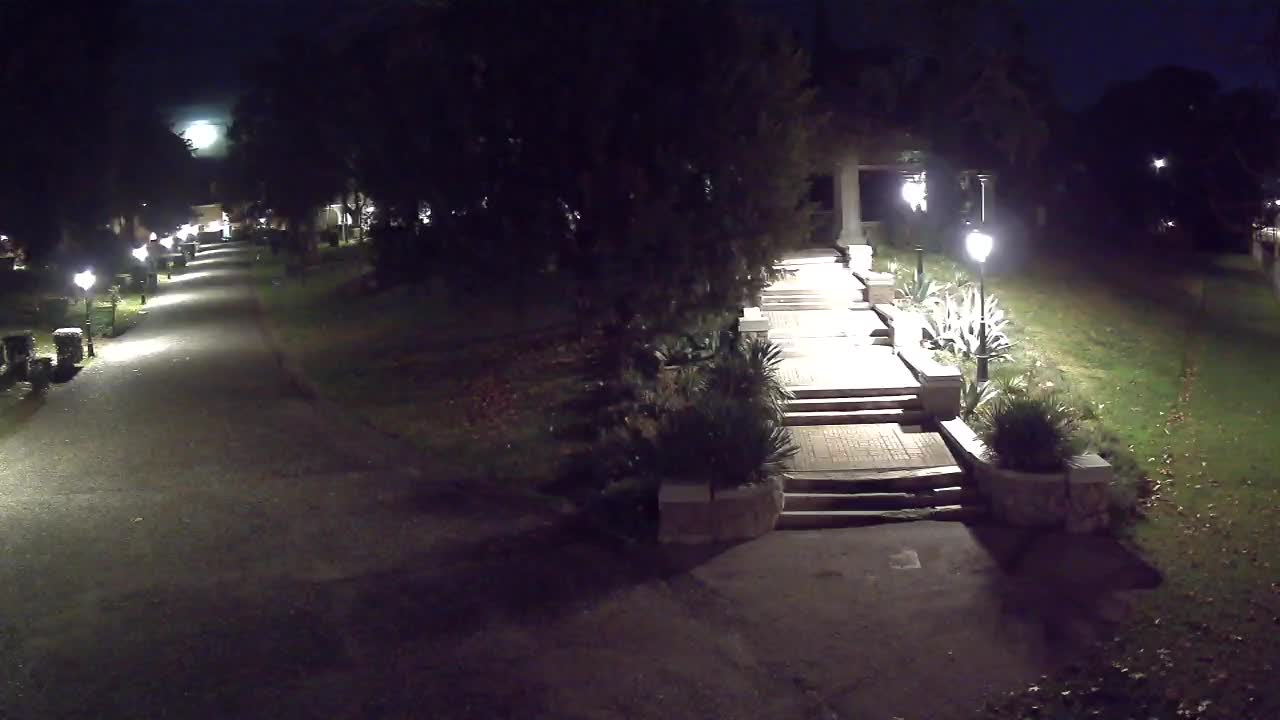 Spletna kamera park Coronini Kronberg – Gorica