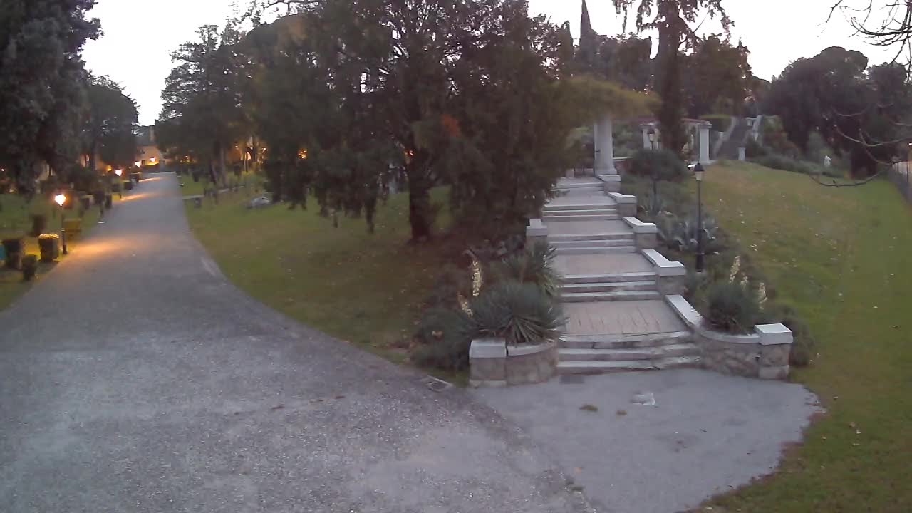 Parco Coronini-Cronberg Live Webcam – Green Oasis