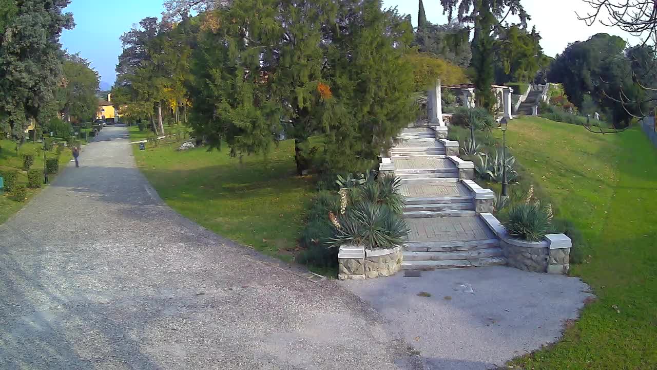 Spletna kamera park Coronini Kronberg – Gorica