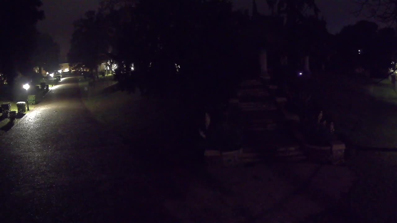 Parco Coronini-Cronberg Live Webcam – Green Oasis