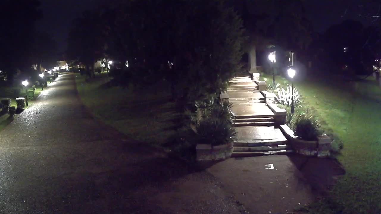 Spletna kamera park Coronini Kronberg – Gorica