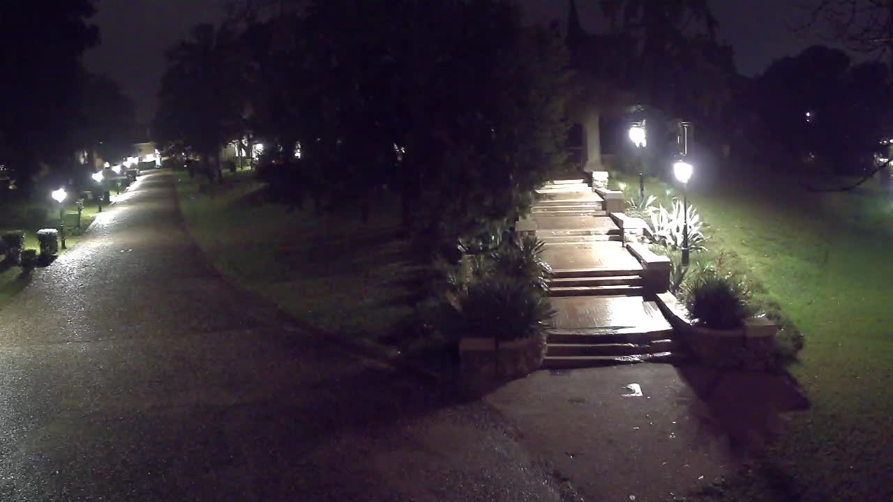 Parco Coronini-Cronberg Live Webcam – Green Oasis