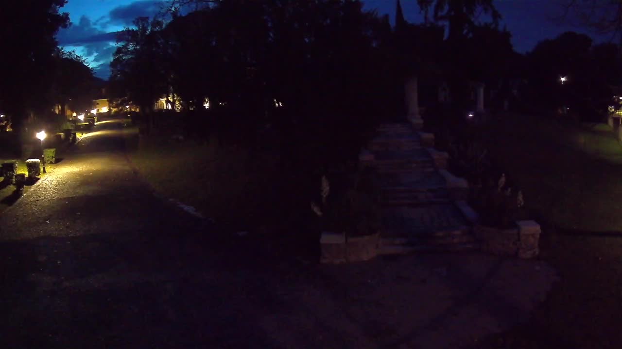 Parco Coronini-Cronberg Live Webcam – Green Oasis