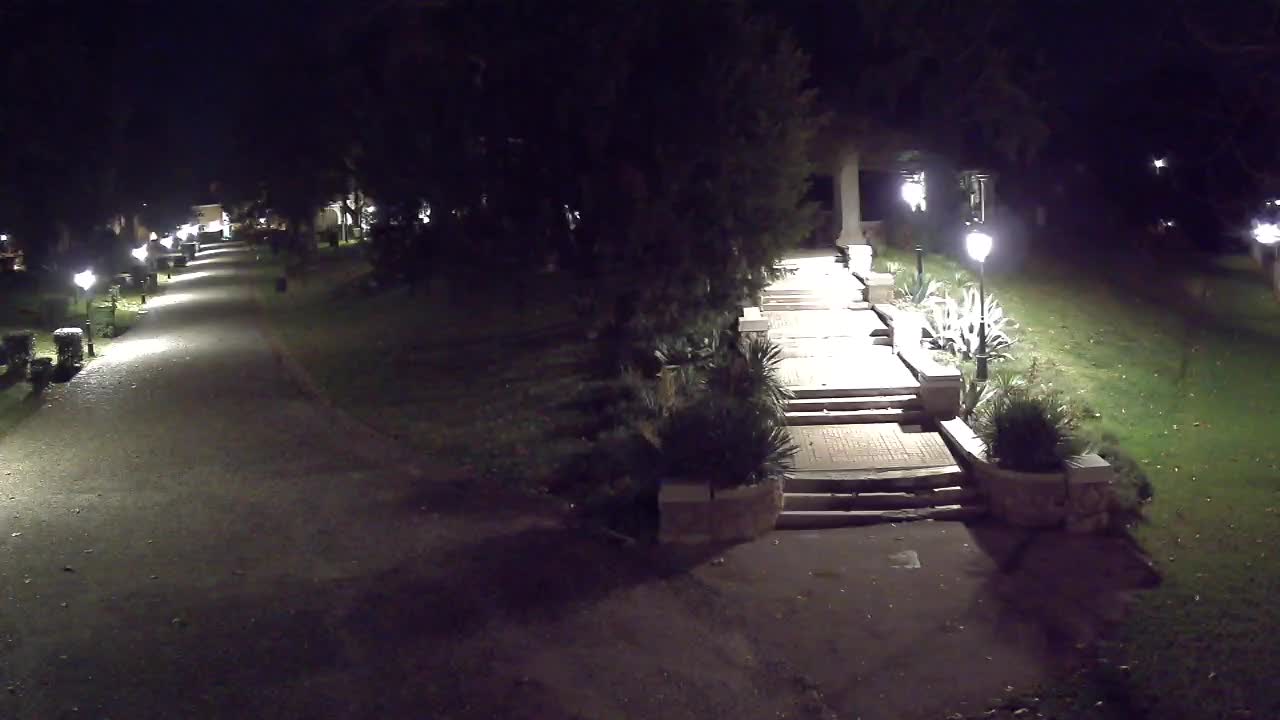 Parco Coronini-Cronberg Live Webcam – Green Oasis