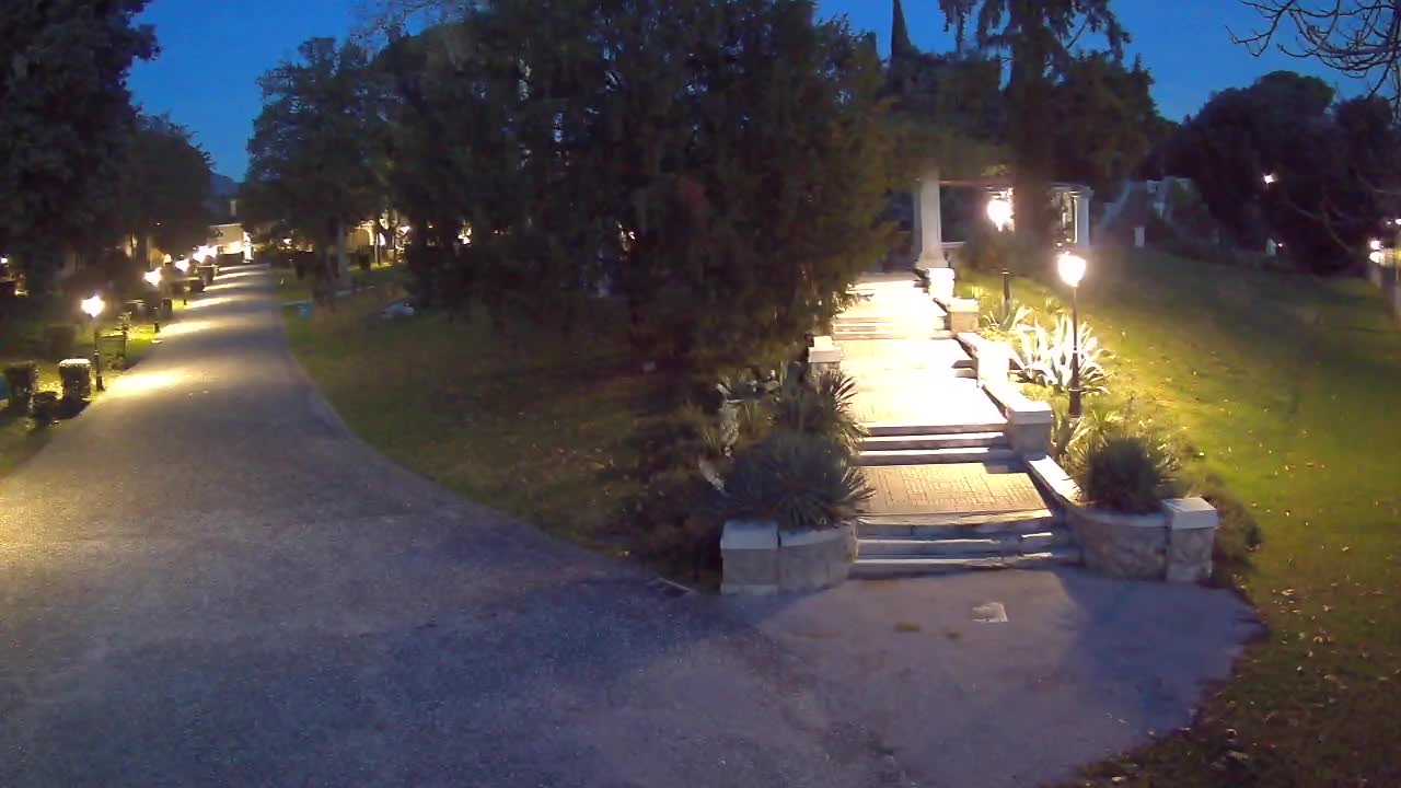 Parco Coronini-Cronberg Live Webcam – Green Oasis