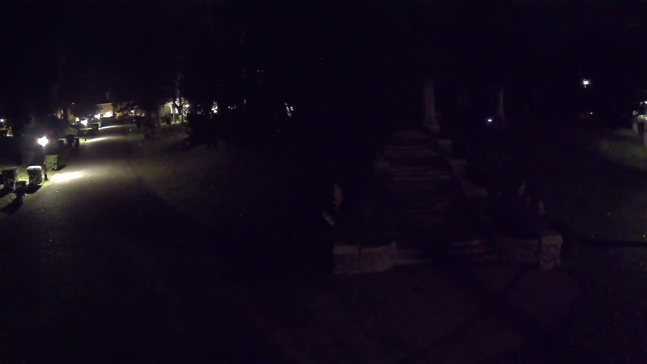 Parco Coronini-Cronberg Live Webcam – Green Oasis