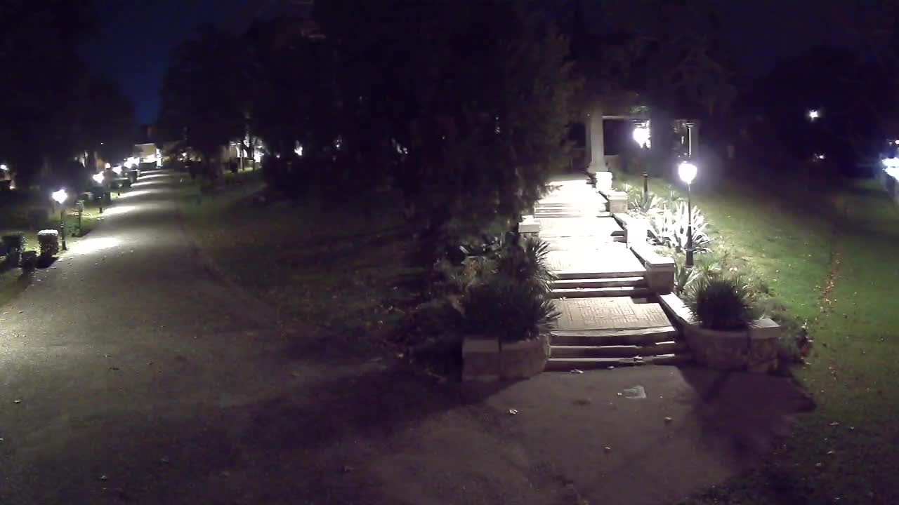 Parco Coronini-Cronberg Live Webcam – Green Oasis