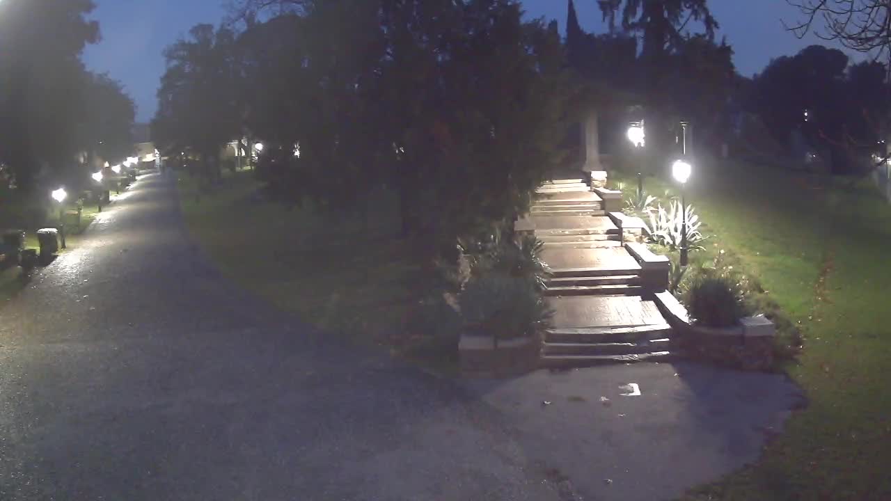 Parco Coronini-Cronberg Live Webcam – Green Oasis