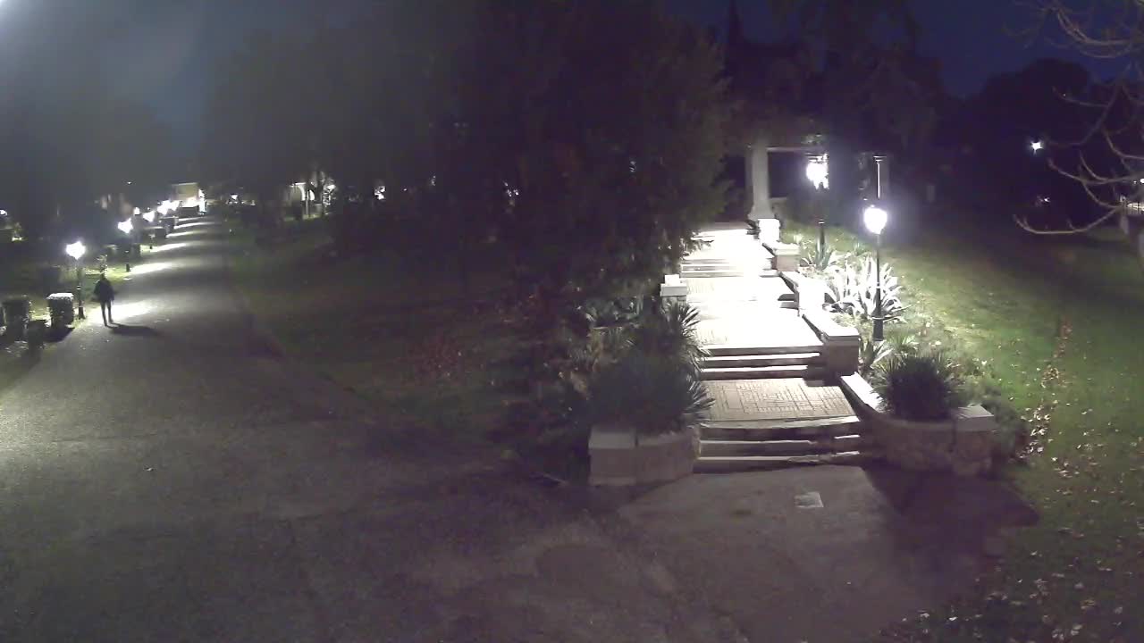 Parco Coronini-Cronberg Live Webcam – Green Oasis