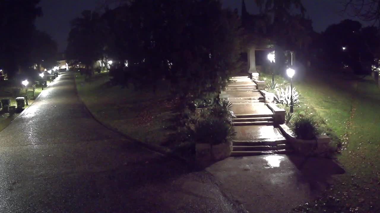 Parco Coronini-Cronberg Live Webcam – Green Oasis