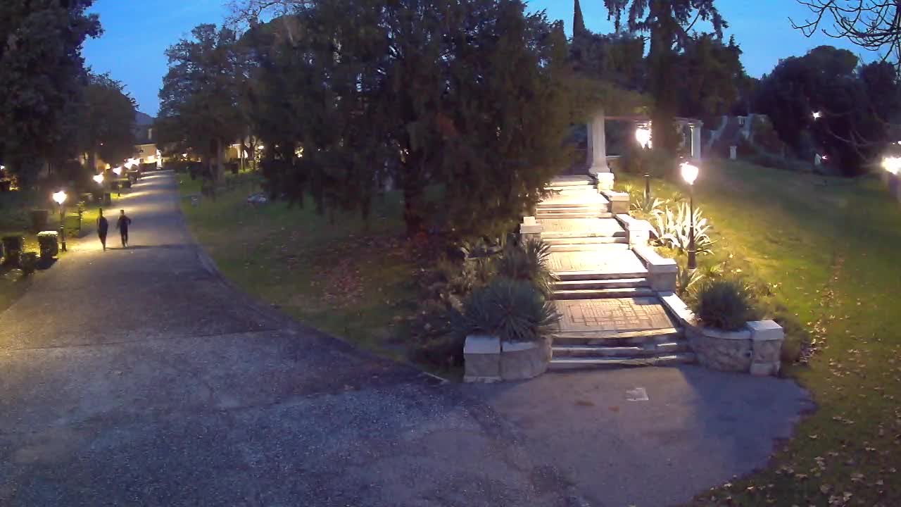 Parco Coronini-Cronberg Live Webcam – Green Oasis