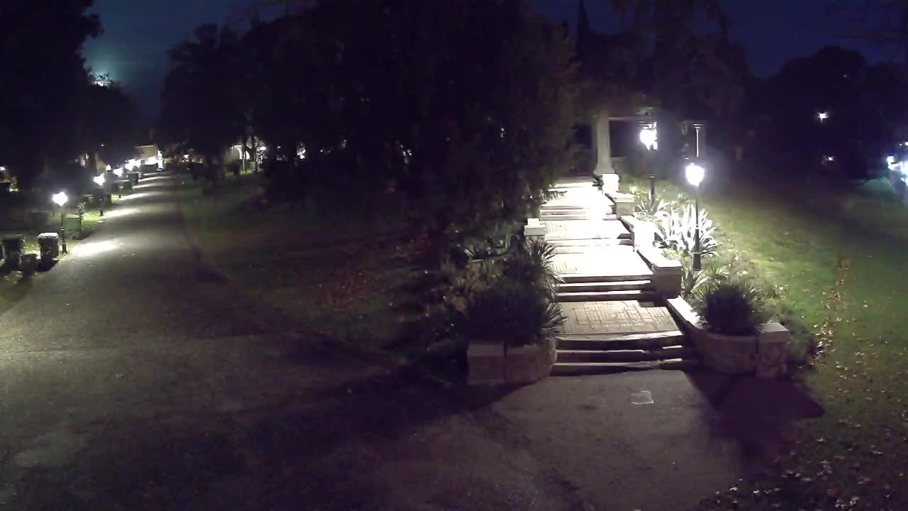 Parco Coronini-Cronberg Live Webcam – Green Oasis