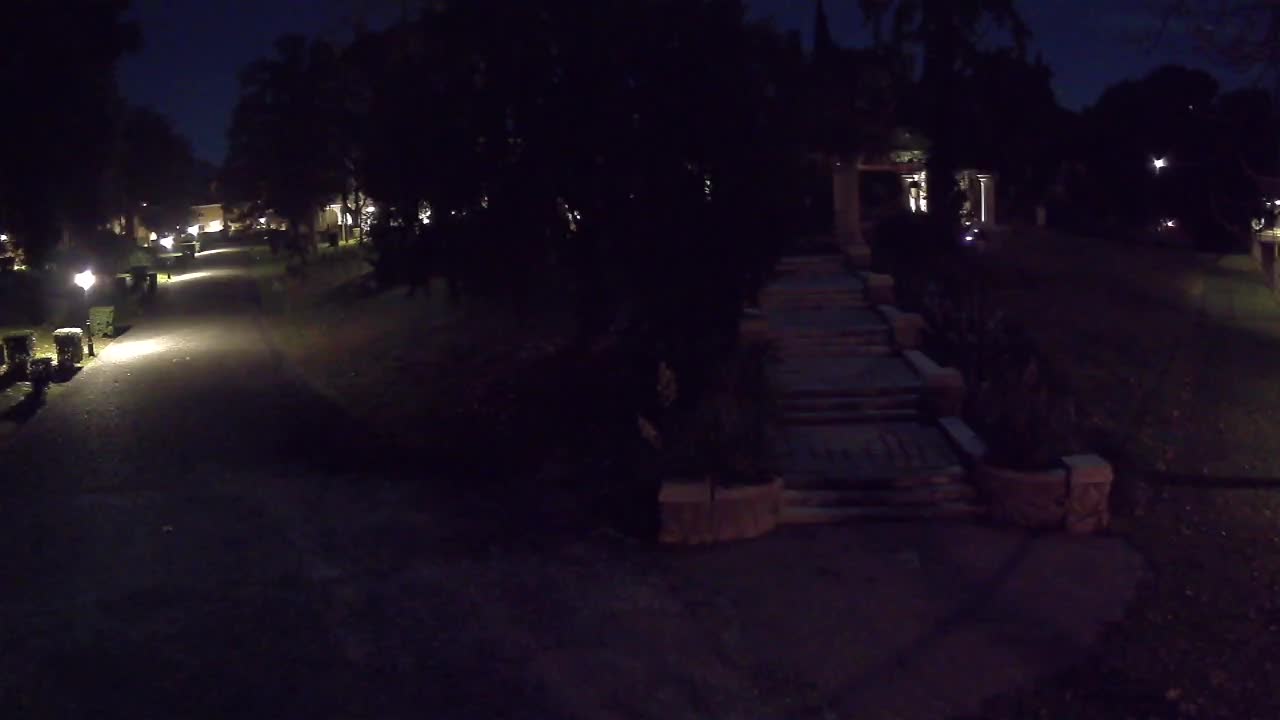 Parco Coronini-Cronberg Live Webcam – Green Oasis