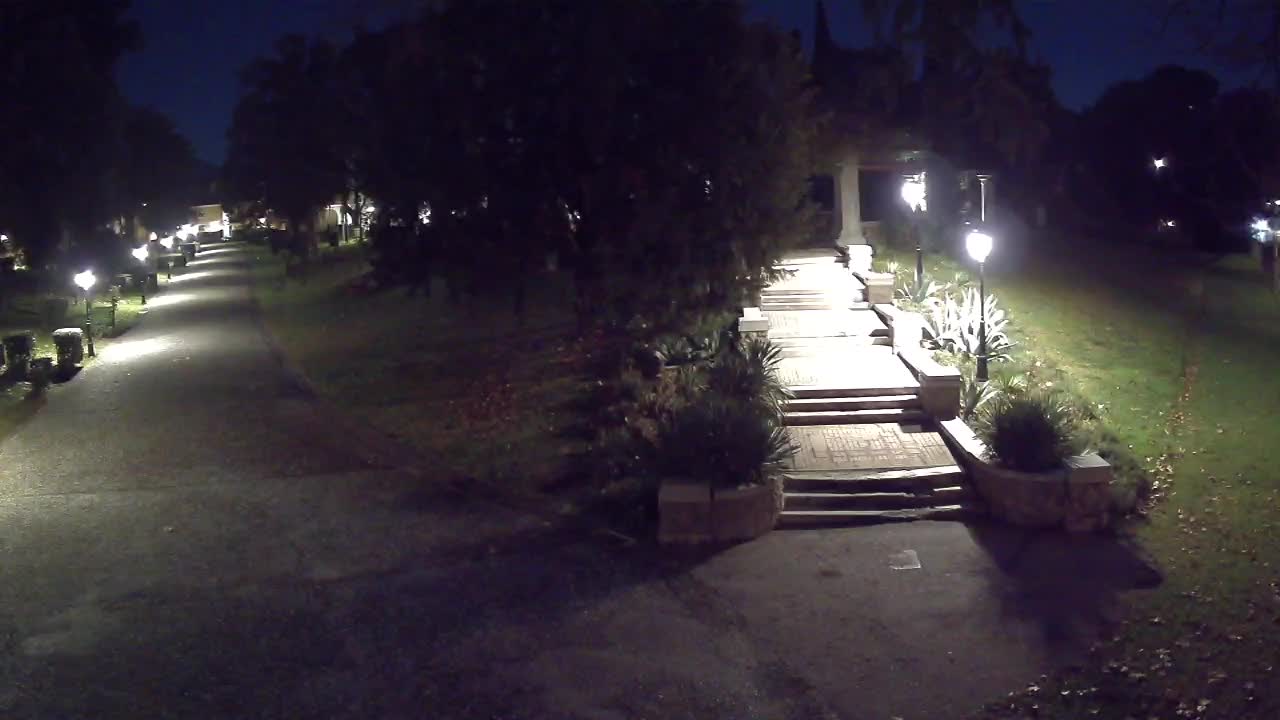 Spletna kamera park Coronini Kronberg – Gorica