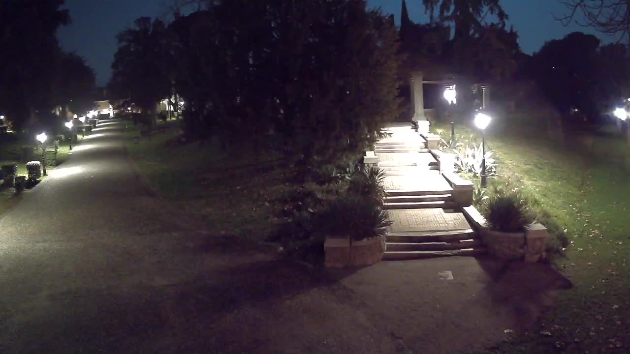 Parco Coronini-Cronberg Live Webcam – Green Oasis