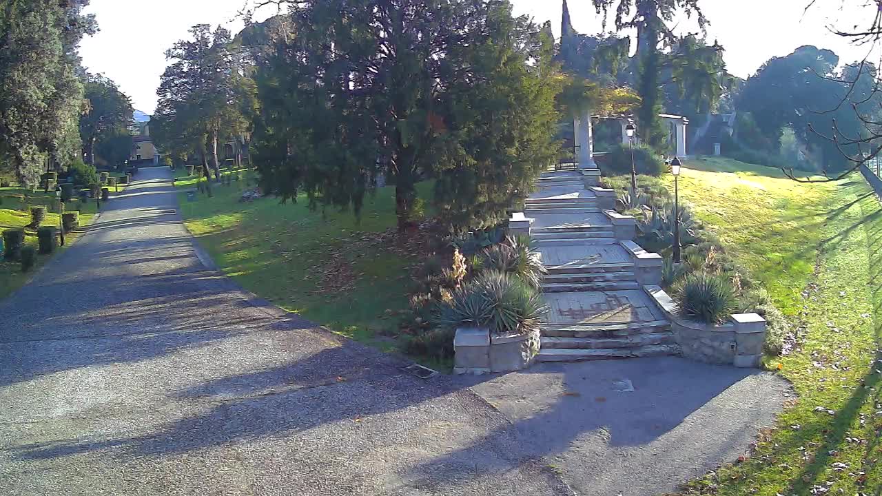 Spletna kamera park Coronini Kronberg – Gorica