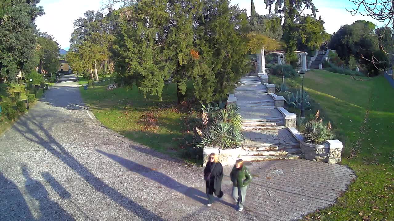 Spletna kamera park Coronini Kronberg – Gorica