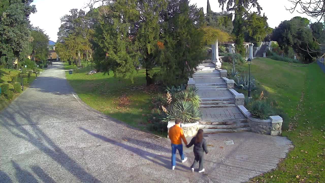 Spletna kamera park Coronini Kronberg – Gorica