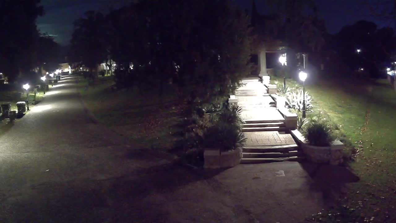 Parco Coronini-Cronberg Live Webcam – Green Oasis