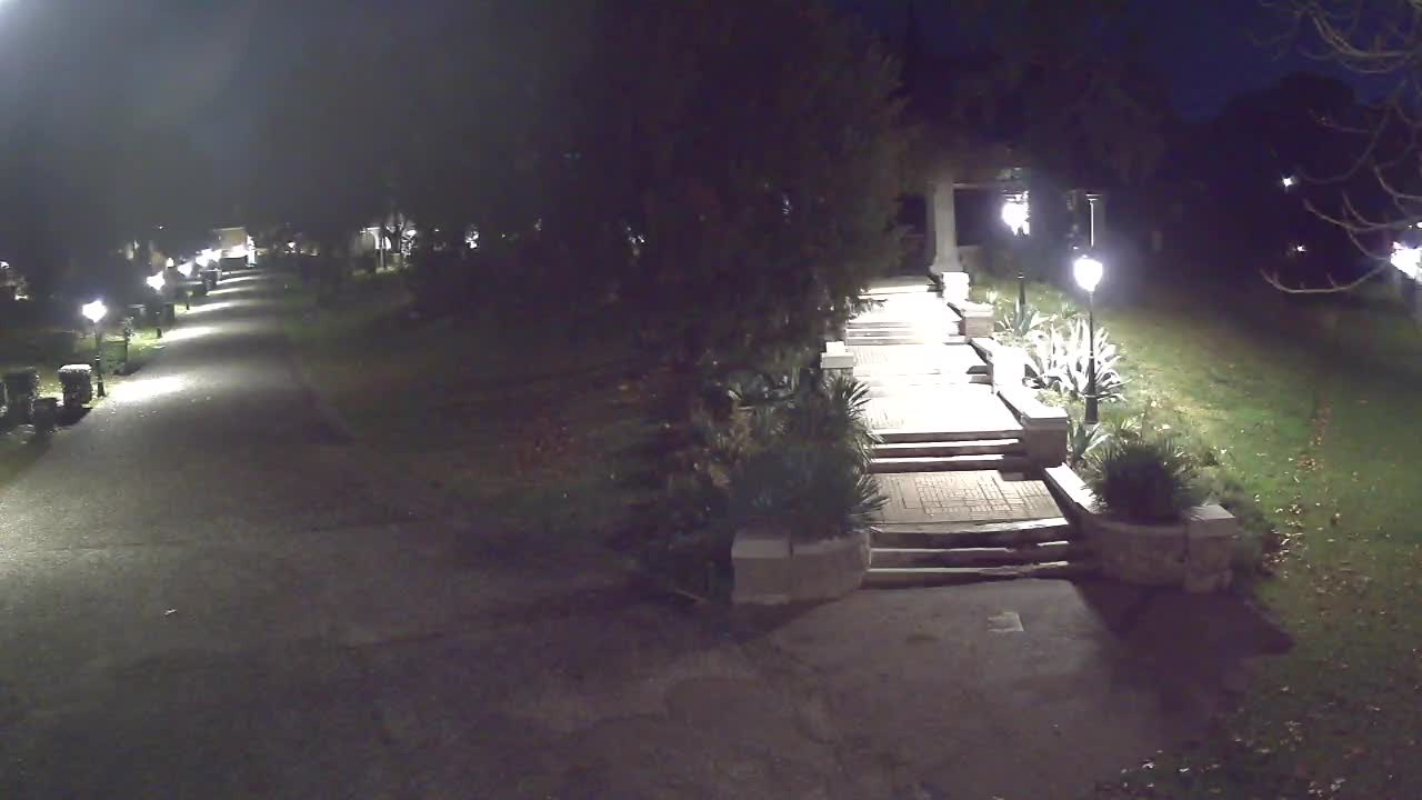 Parco Coronini-Cronberg Live Webcam – Green Oasis