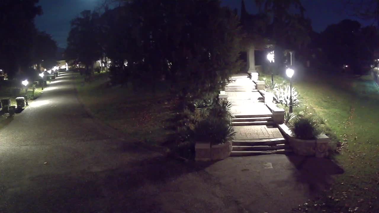 Parco Coronini-Cronberg Live Webcam – Green Oasis