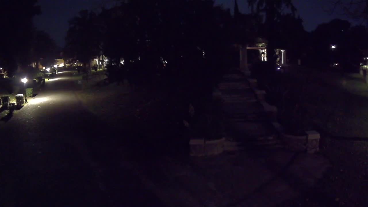 Parco Coronini-Cronberg Live Webcam – Green Oasis