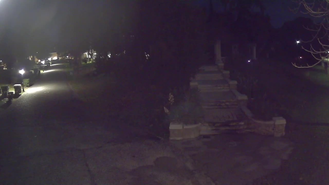 Spletna kamera park Coronini Kronberg – Gorica