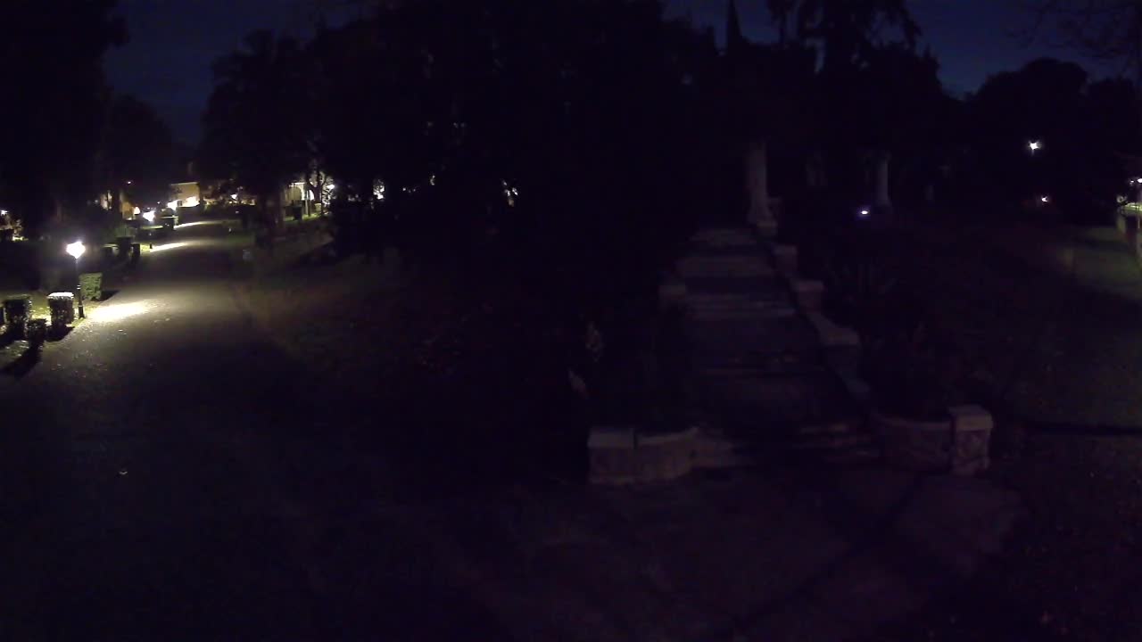 Parco Coronini-Cronberg Live Webcam – Green Oasis