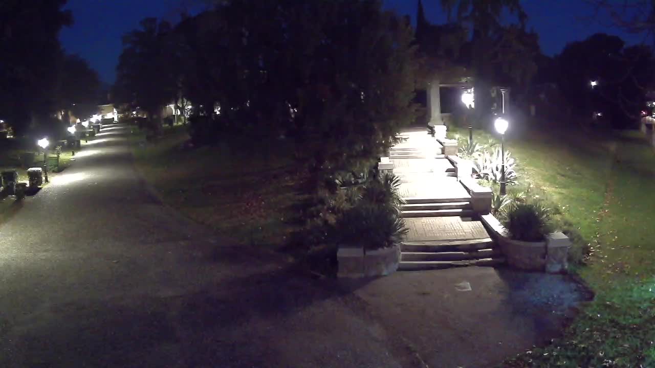 Parco Coronini-Cronberg Live Webcam – Green Oasis