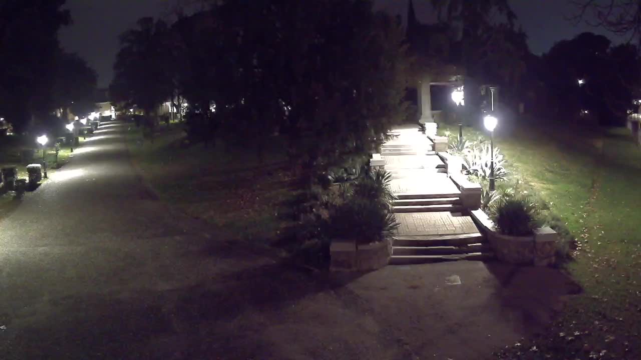 Parco Coronini-Cronberg Live Webcam – Green Oasis