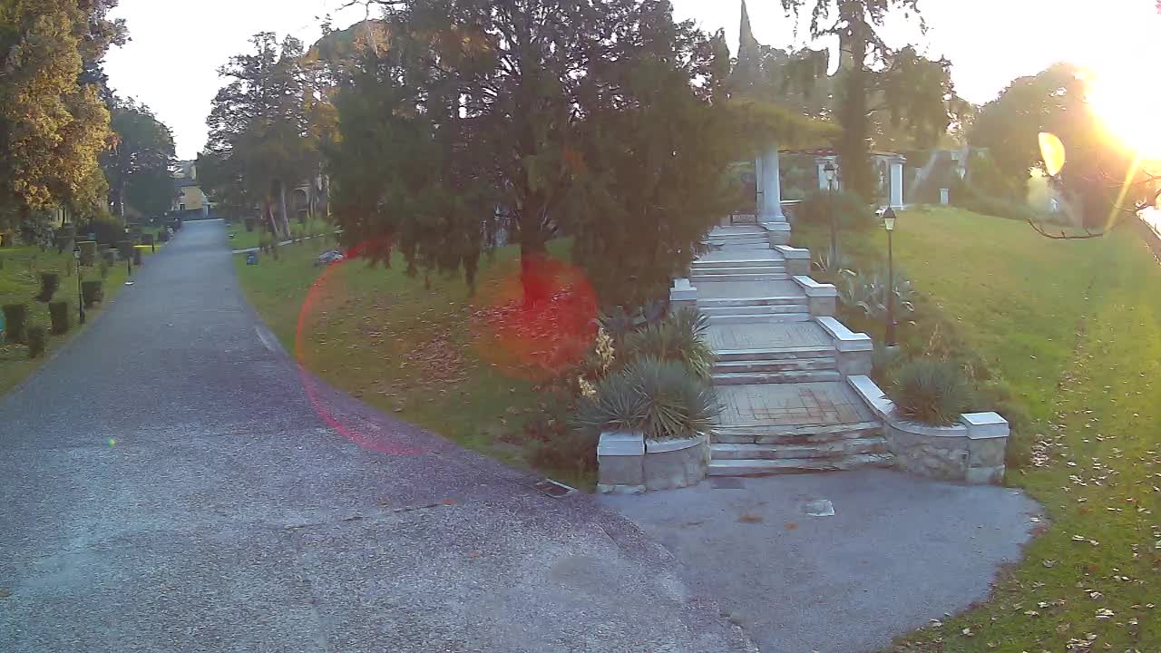 Spletna kamera park Coronini Kronberg – Gorica