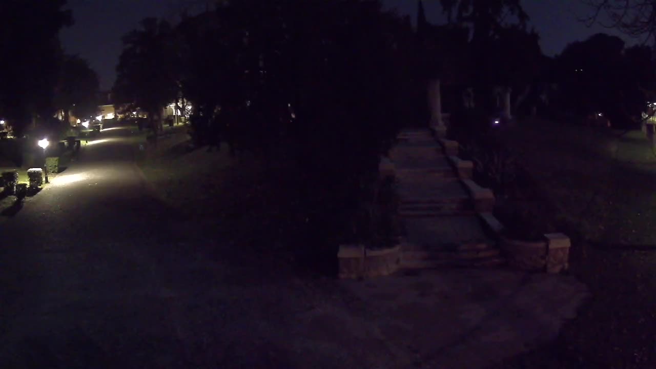 Parco Coronini-Cronberg Live Webcam – Green Oasis