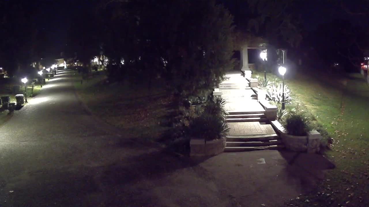 Spletna kamera park Coronini Kronberg – Gorica