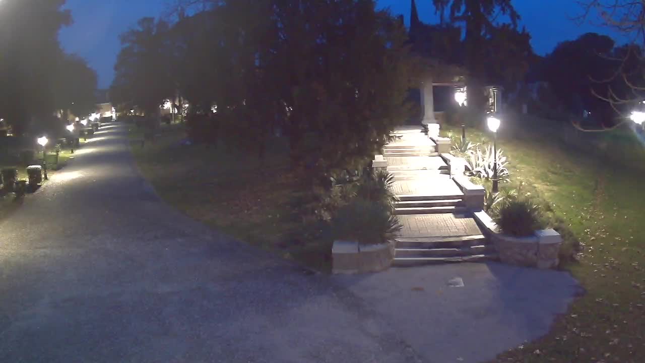 Spletna kamera park Coronini Kronberg – Gorica