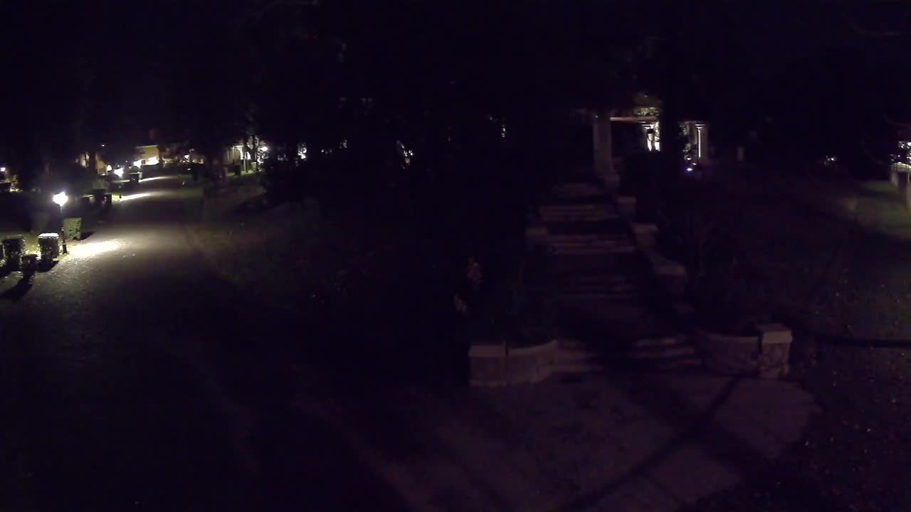 Parco Coronini-Cronberg Live Webcam – Green Oasis