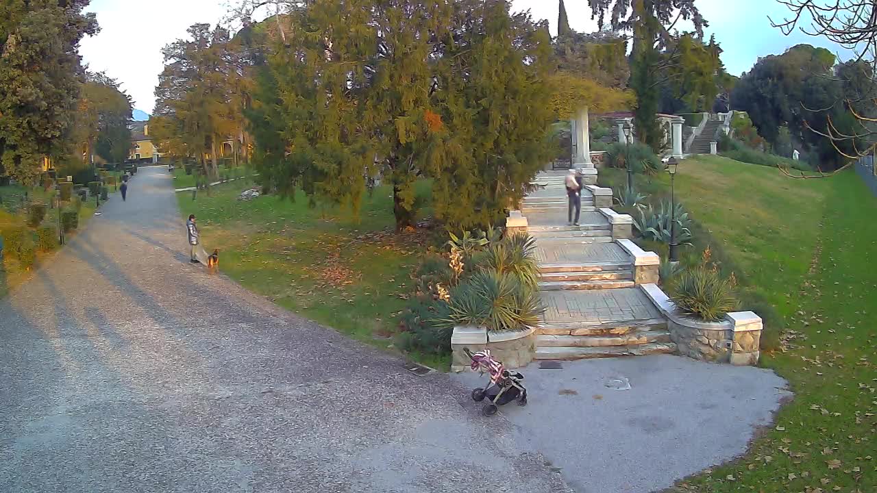 Spletna kamera park Coronini Kronberg – Gorica