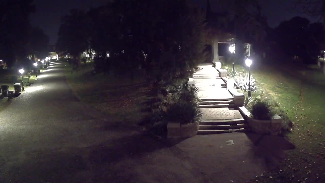 Parco Coronini-Cronberg Live Webcam – Green Oasis