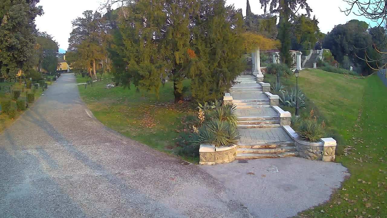 Spletna kamera park Coronini Kronberg – Gorica
