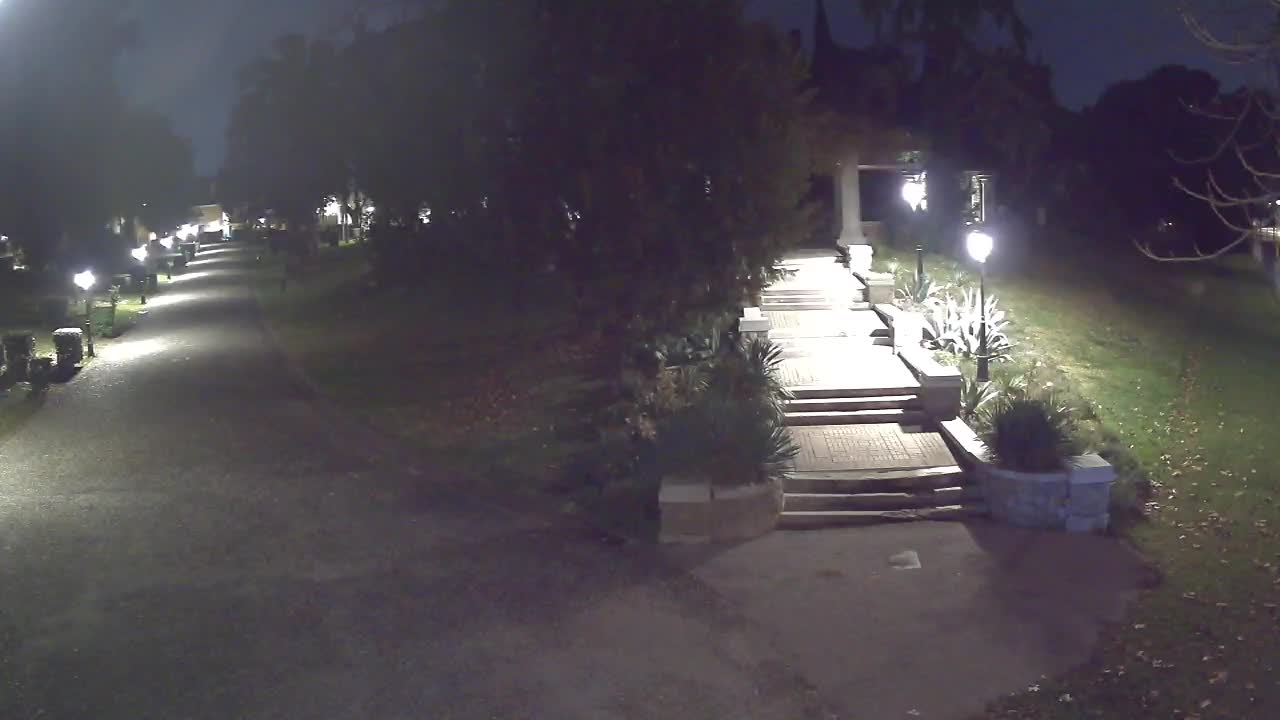 Parco Coronini-Cronberg Live Webcam – Green Oasis