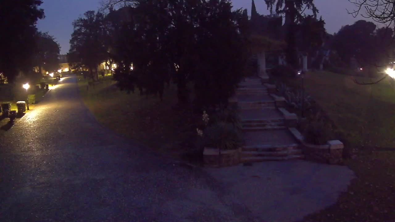 Parco Coronini-Cronberg Live Webcam – Green Oasis