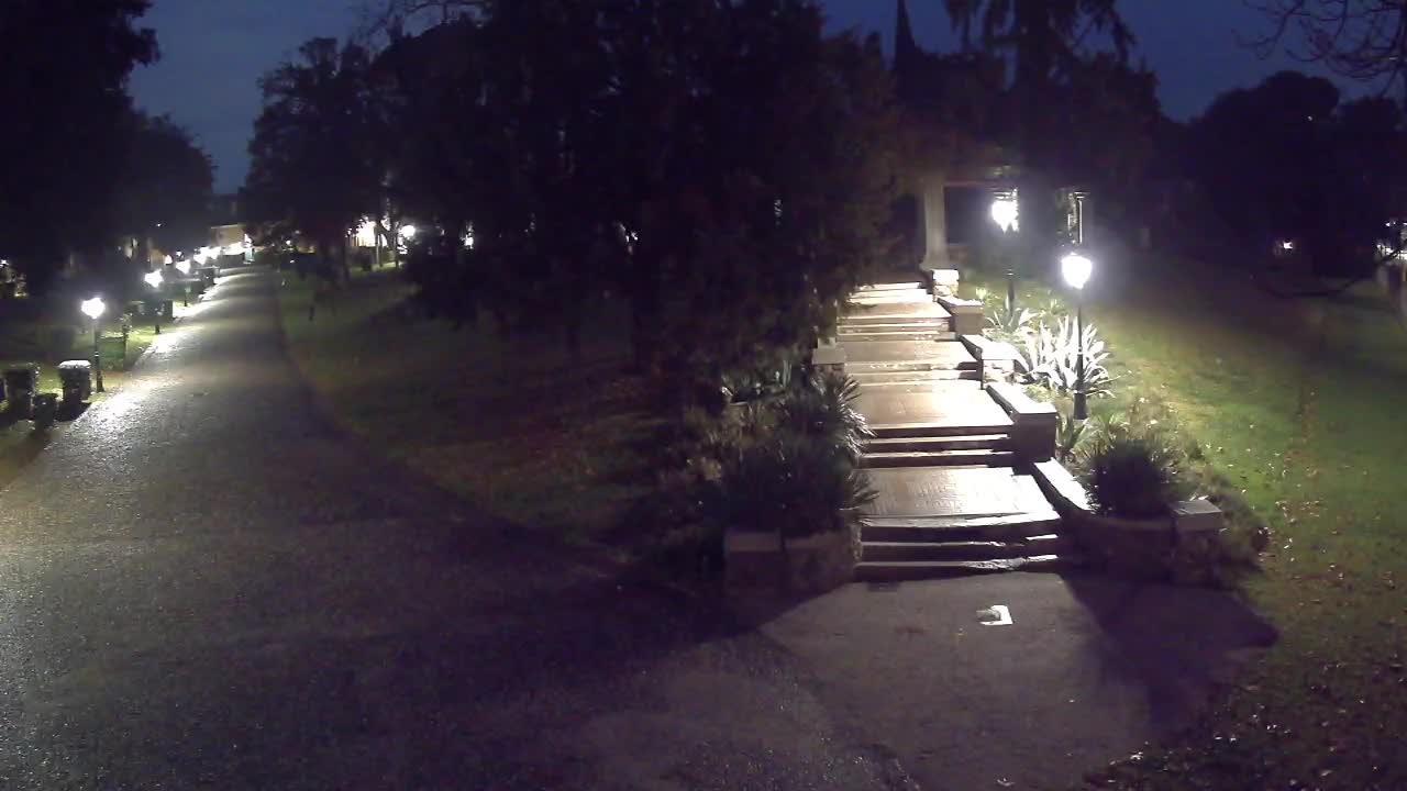 Spletna kamera park Coronini Kronberg – Gorica