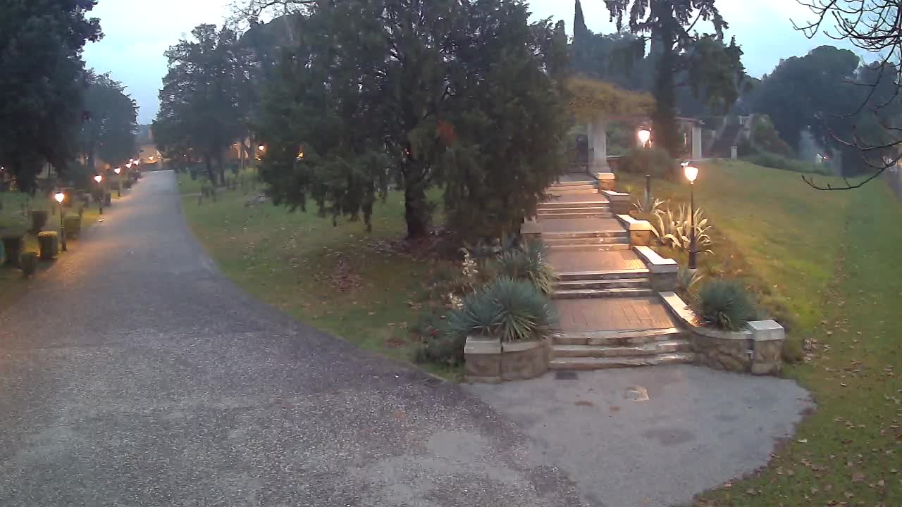 Parco Coronini-Cronberg Live Webcam – Green Oasis