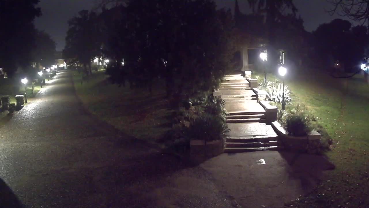 Spletna kamera park Coronini Kronberg – Gorica