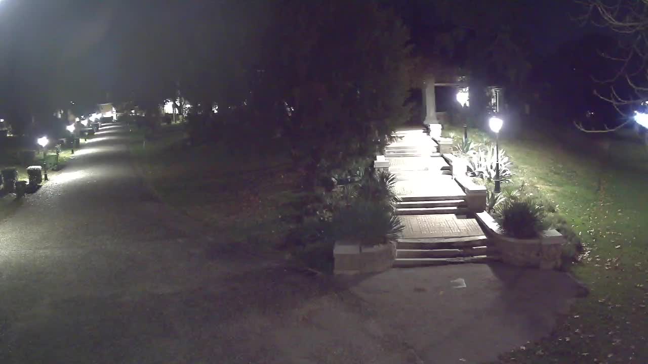 Parco Coronini-Cronberg Live Webcam – Green Oasis