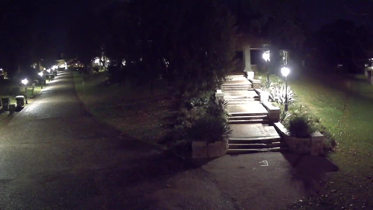 Spletna kamera park Coronini Kronberg – Gorica