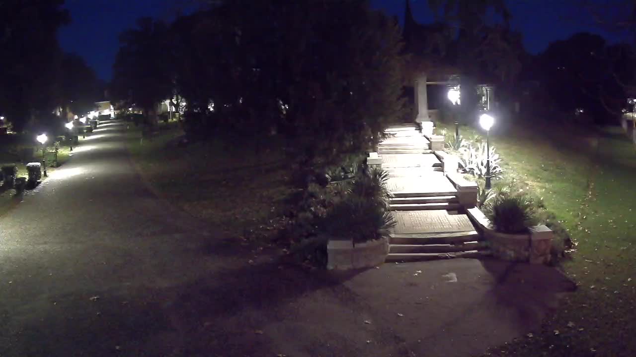 Parco Coronini-Cronberg Live Webcam – Green Oasis