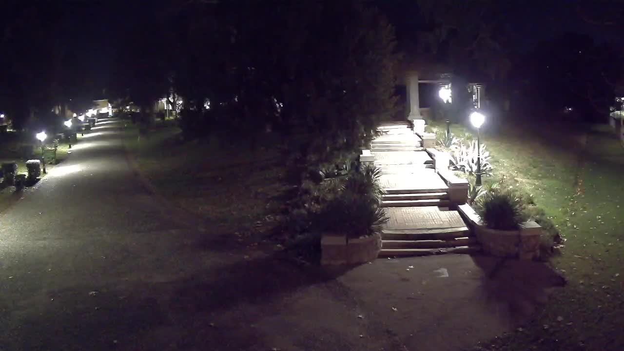 Parco Coronini-Cronberg Live Webcam – Green Oasis